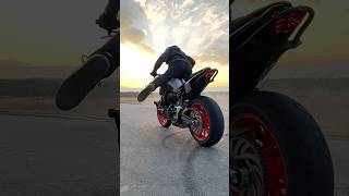 wides.pl xh6wLMAc954 